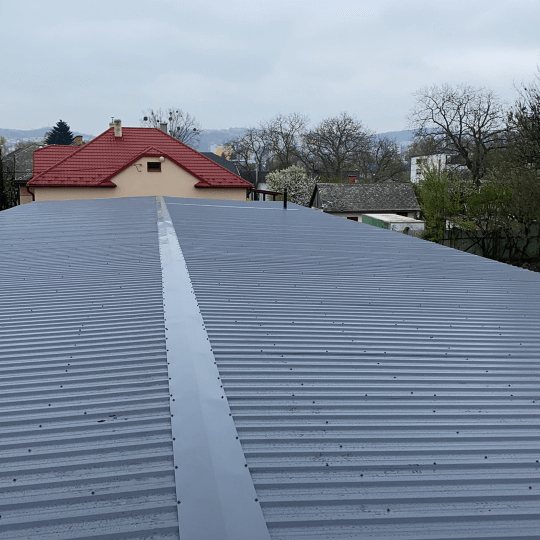 Rekonštrukcia strechy predajne záhradnej techniky